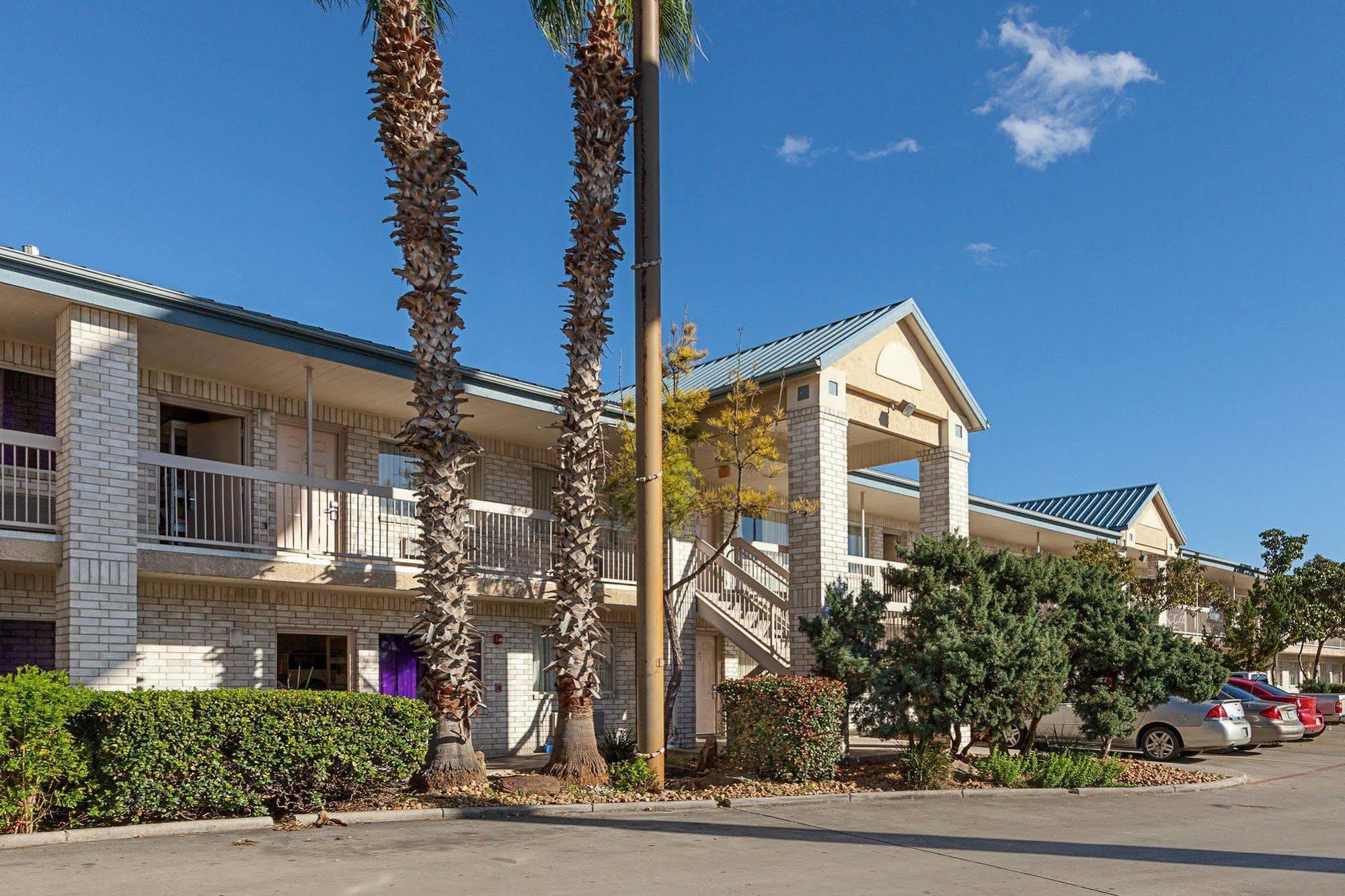 Econo Lodge Downtown South San Antonio Bagian luar foto