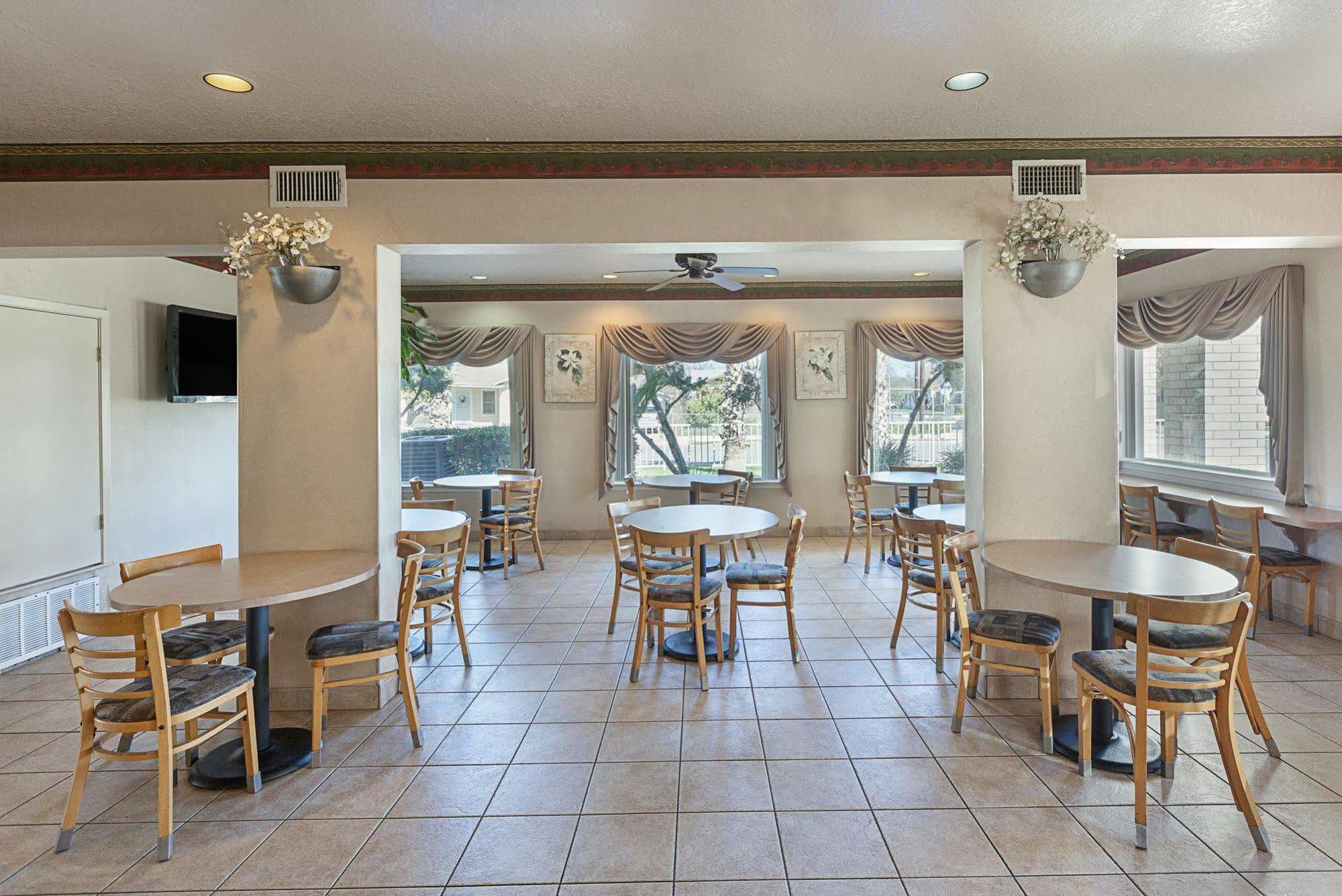 Econo Lodge Downtown South San Antonio Bagian luar foto